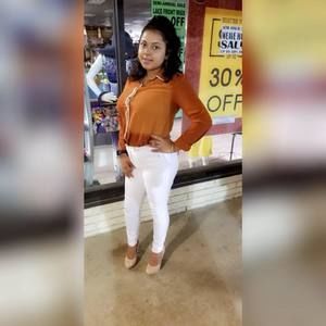 Meet your Posher, Kenia